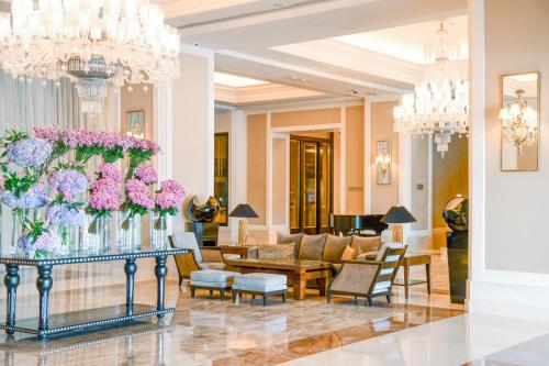 Hotel -2